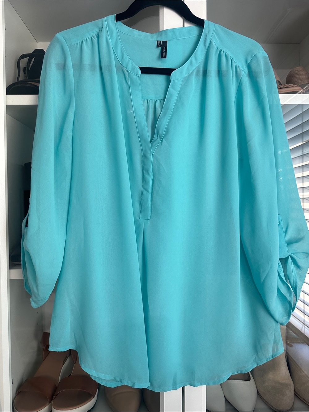 Maurice’s SheerTeal Women's Blouse with 3/4 roll up button sleeves, large